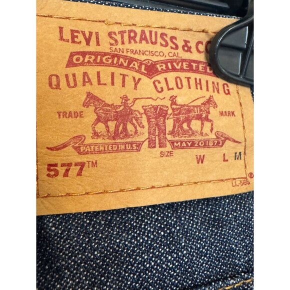 Levis 577 Misses Loose Fit Straight Leg Jeans Size 16 Medium Dark Wash New - Picture 3 of 6